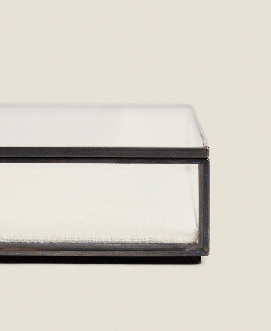 CAJA JOYERO DE CRISTAL CON PERFILES DE METAL, 