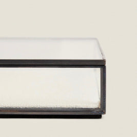 CAJA JOYERO DE CRISTAL CON PERFILES DE METAL, 